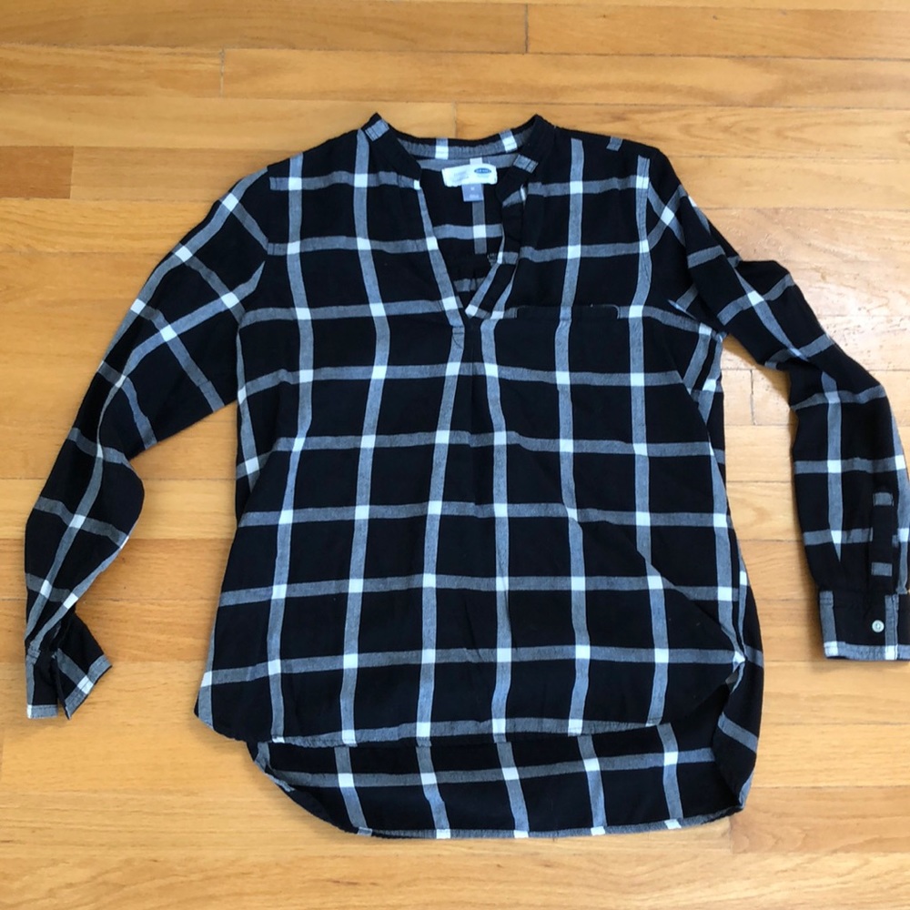 Black and White Old Navy tunic
